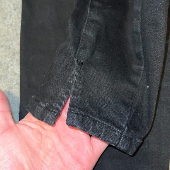 High Rise Skinny - Picture 3 of 4